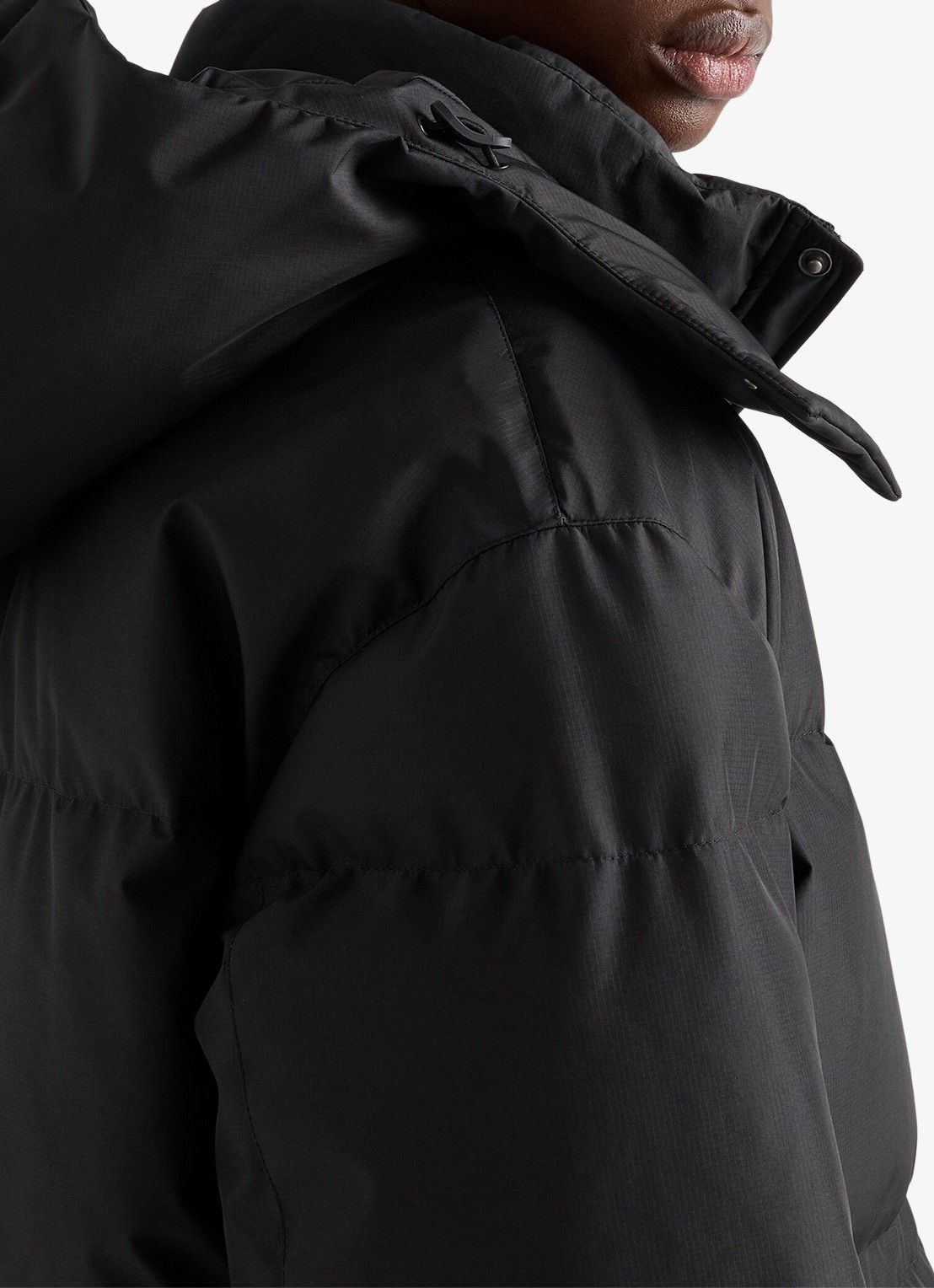 Prada Gewatteerde parka met donsvulling en klepzakken - detail 3 zwart