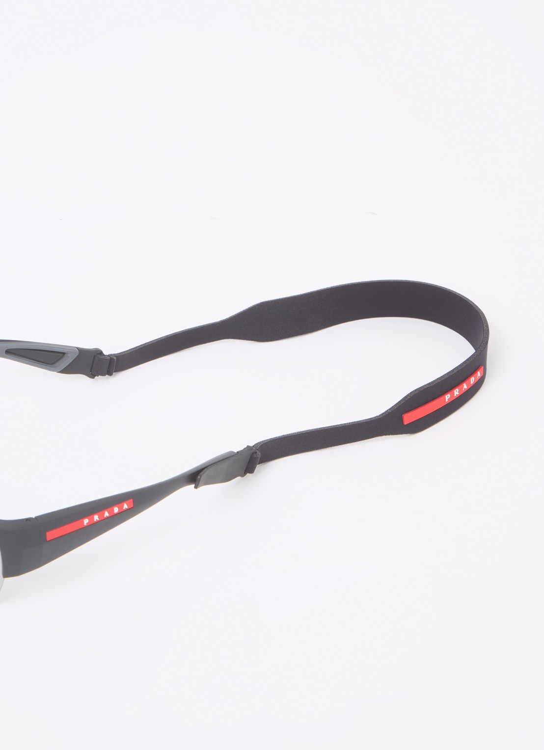 Prada Linea Rossa Shield zonnebril met brillenkoord PSA01S - detail 4 zwart