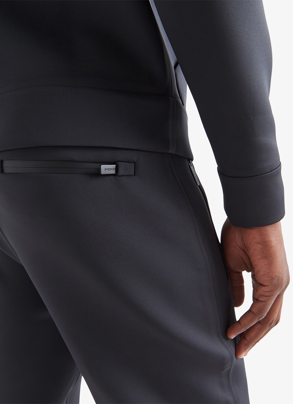Prada Linea Rossa slim fit joggingbroek met ritszakken - detail 5 zwart