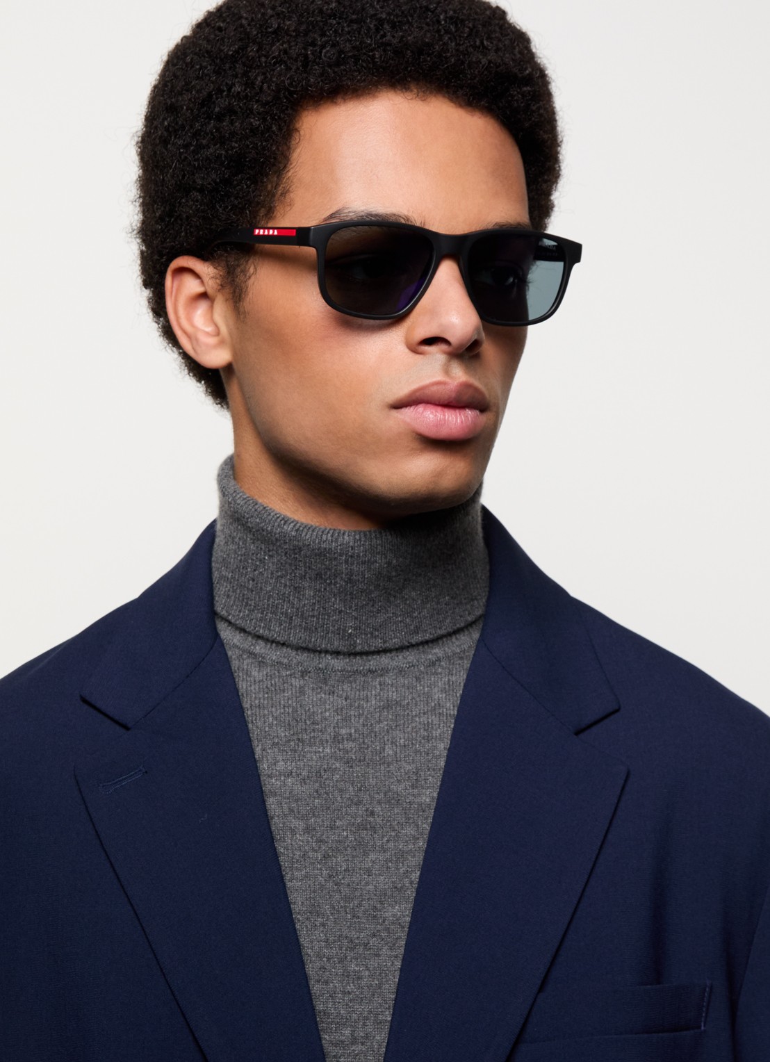 Prada Linea Rossa Wayfarer zonnebril PR06YS - voorkant 5 zwart