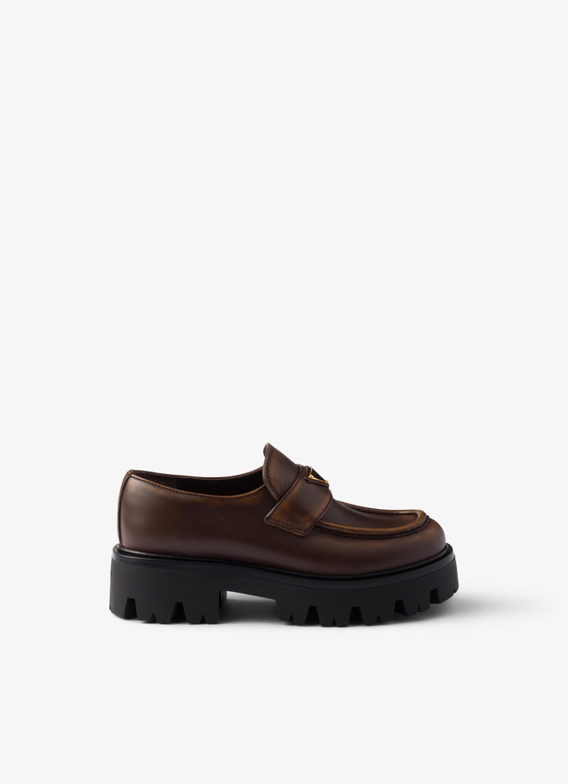 Prada Loafer van kalfsleer - voorkant bruin