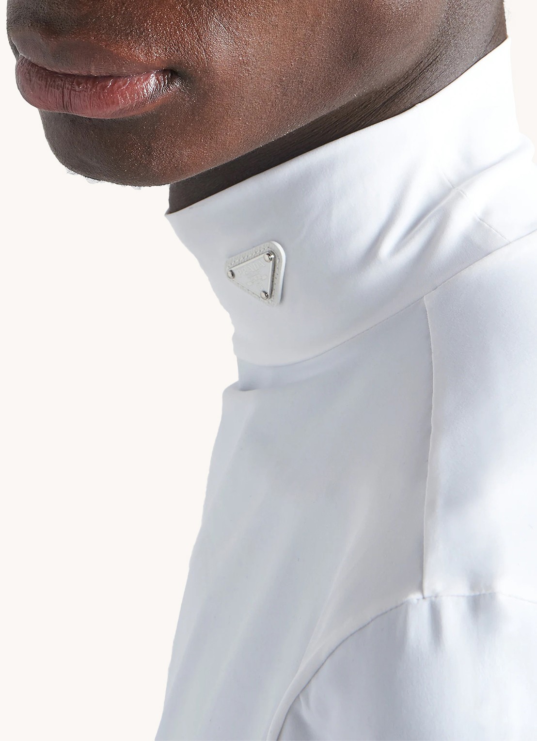 Prada Longsleeve met col en logo - detail 5 wit