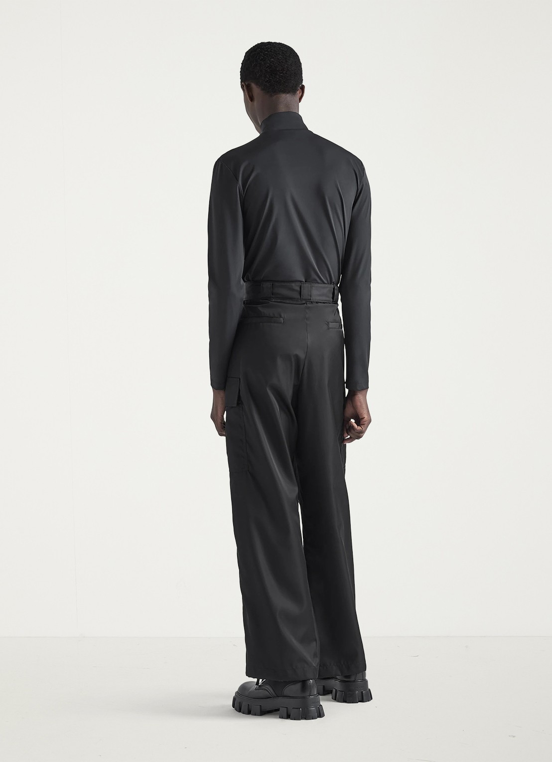 Prada Longsleeve met col en logo - detail 2 zwart