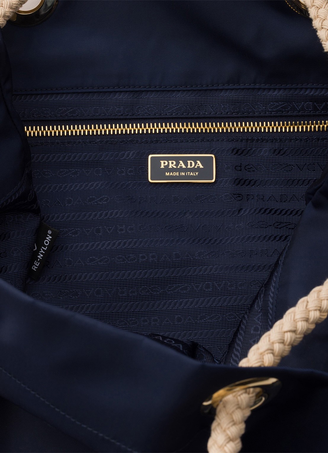 Prada Mariner Re-Nylon Large schoudertas met logo - detail 4 donkerblauw