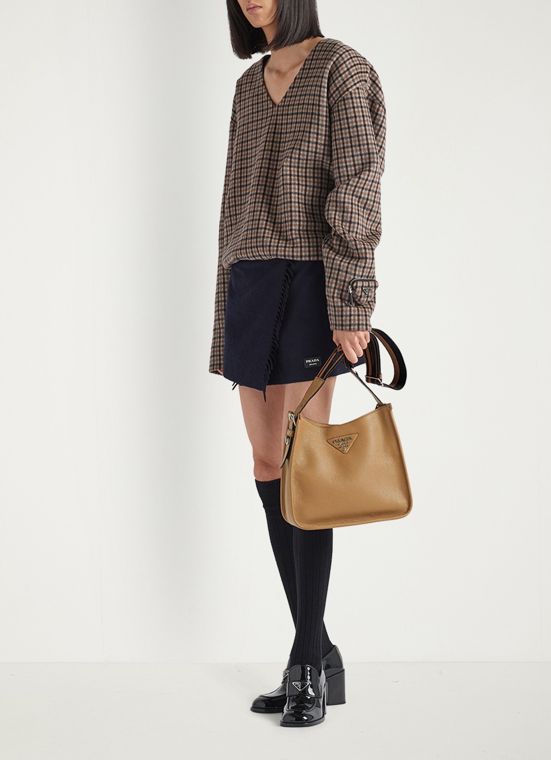 Prada Medium schoudertas van kalfsleer - voorkant 5 cognac