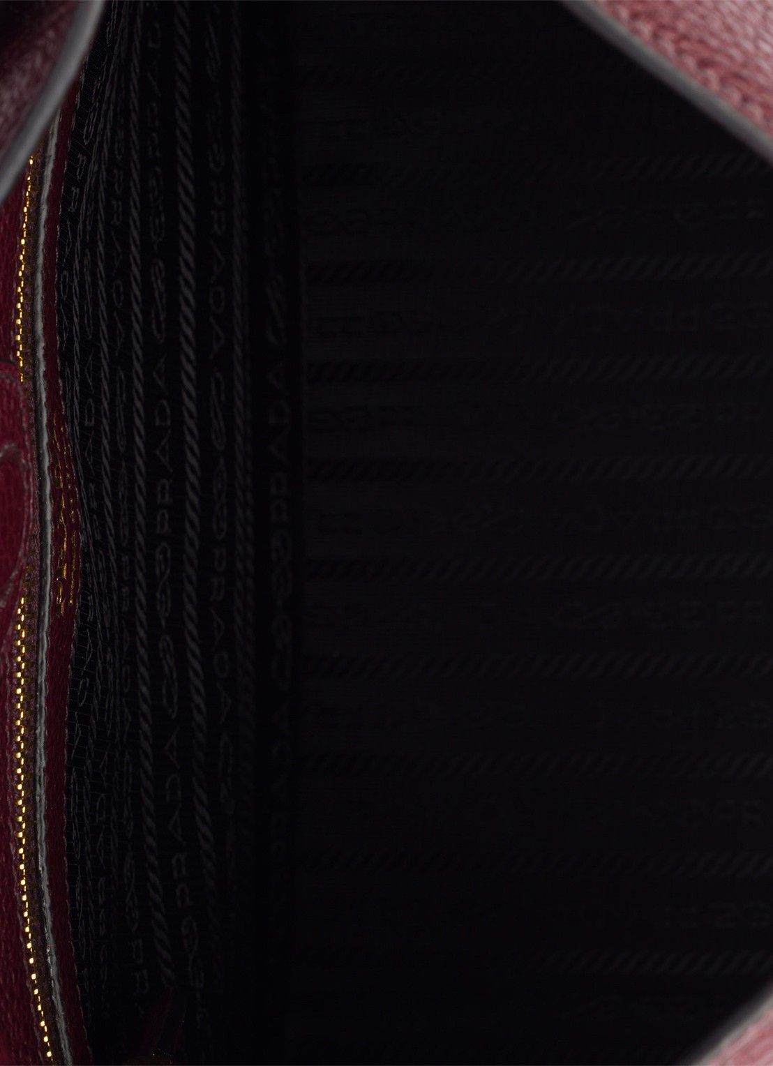 Prada Medium schoudertas van kalfsleer - detail 6 bordeauxrood