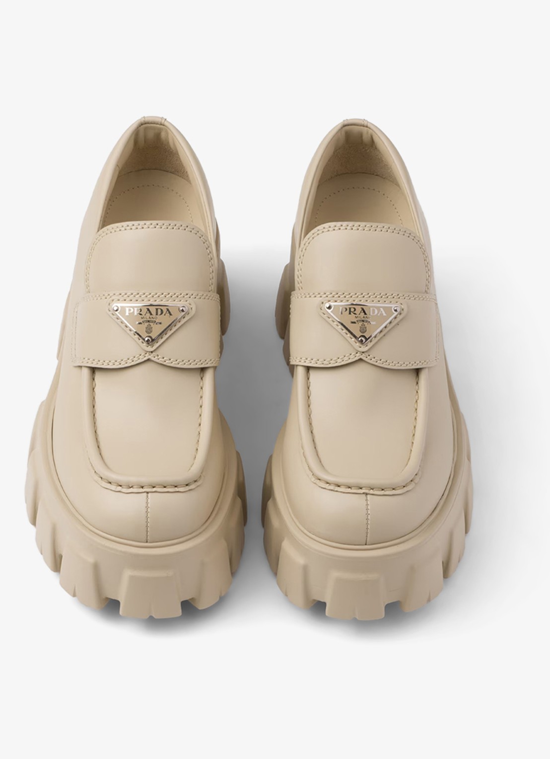 Prada Monolith loafer van leer met plateauzool - detail beige