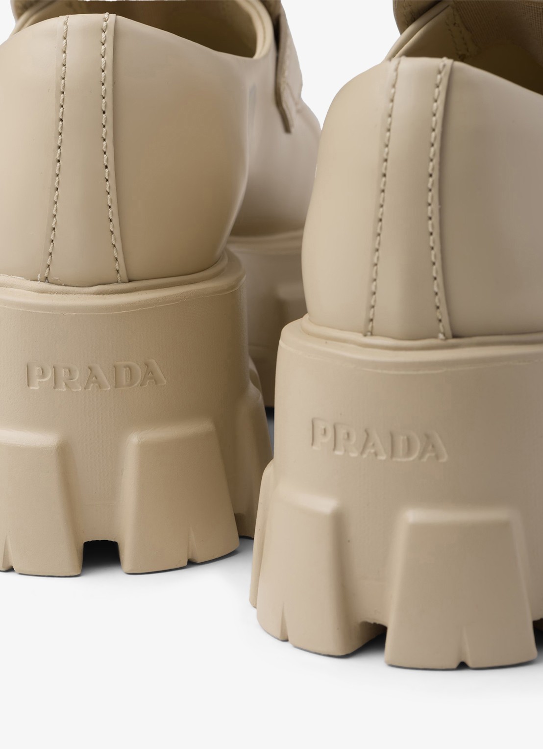 Prada Monolith loafer van leer met plateauzool - detail 2 beige