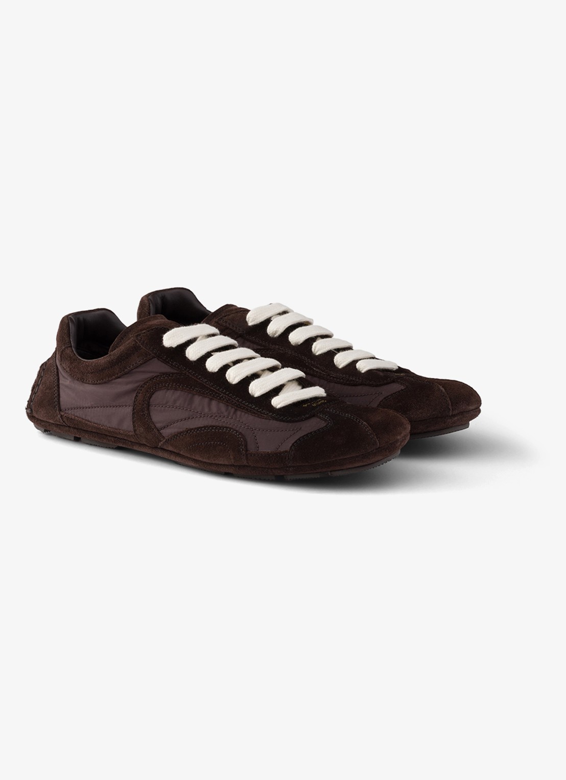Prada Montecarlo Re-Edition 2005 Re-Nylon sneaker met kalfssuède details - detail donkerbruin