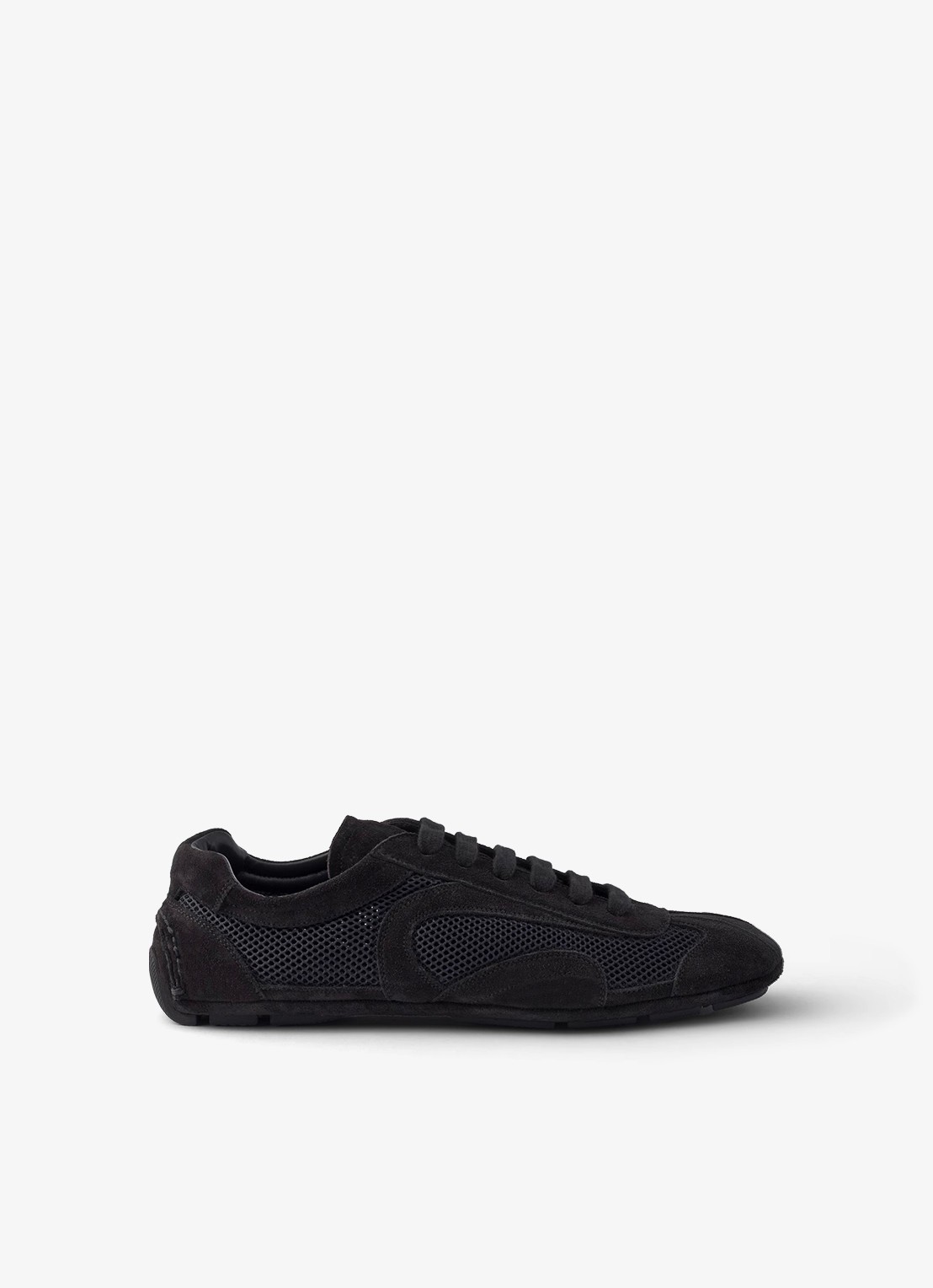 Prada Montecarlo Re-Edition 2005 sneaker van suède met mesh details - voorkant 5 zwart