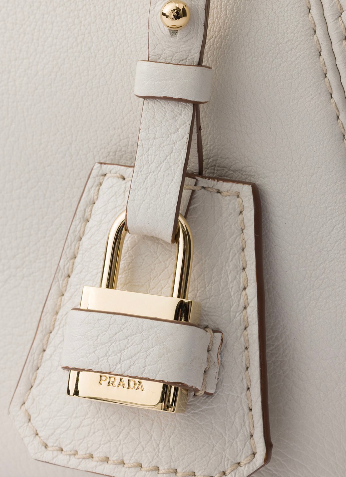Prada Ouvert Large schoudertas van kalfsleer - detail gebroken wit