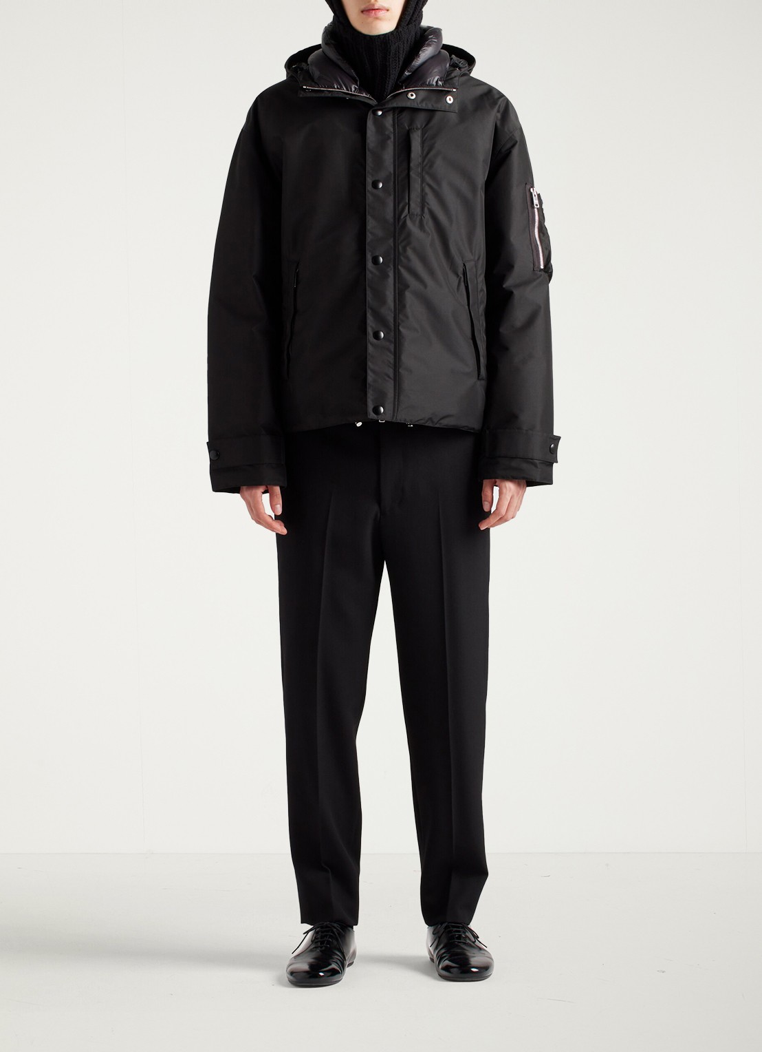Prada Oversized gewatteerde jas met donsvulling en ritszakken - detail 2 zwart