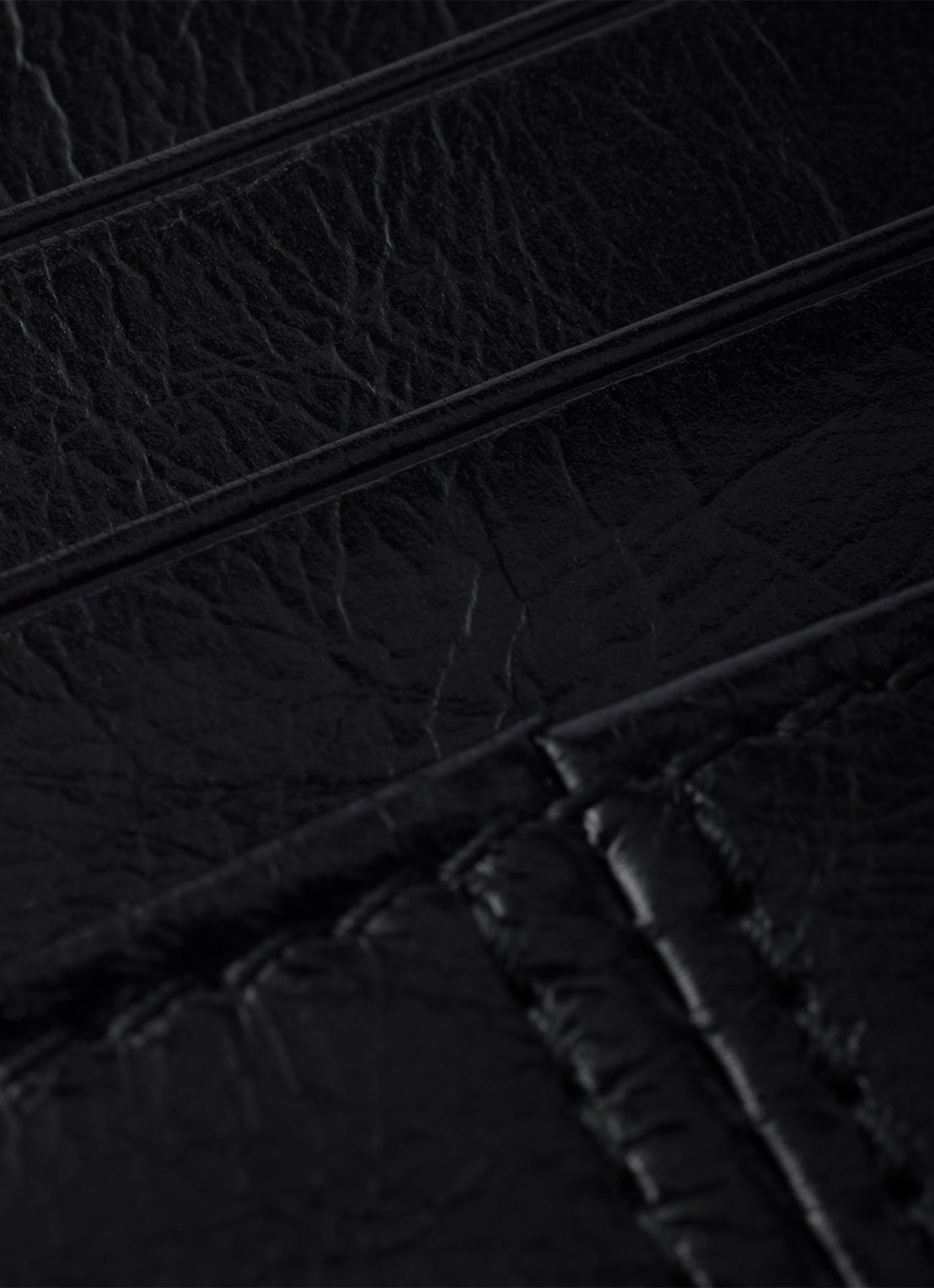 Prada Pasjeshouder van kalfsleer met logo - detail zwart