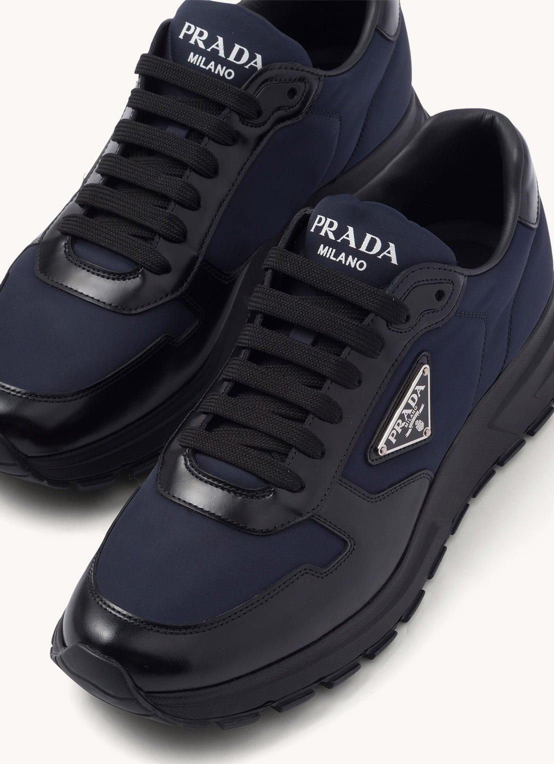 Prada Prax 01 Re-Nylon sneakers met leren details en logo - detail 5 donkerblauw