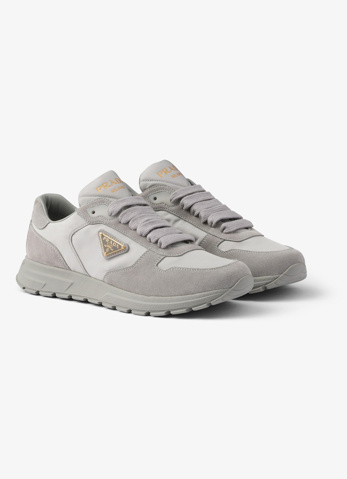 Prada Prax 2.0 Re-Nylon sneaker met suède details - voorkant 2 grijs