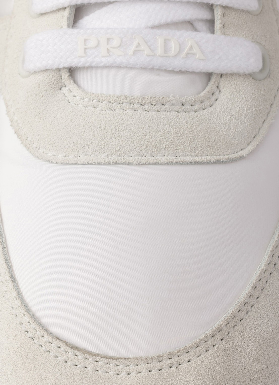 Prada Prax 2.0 Re-Nylon sneaker met suède details - detail 3 wit