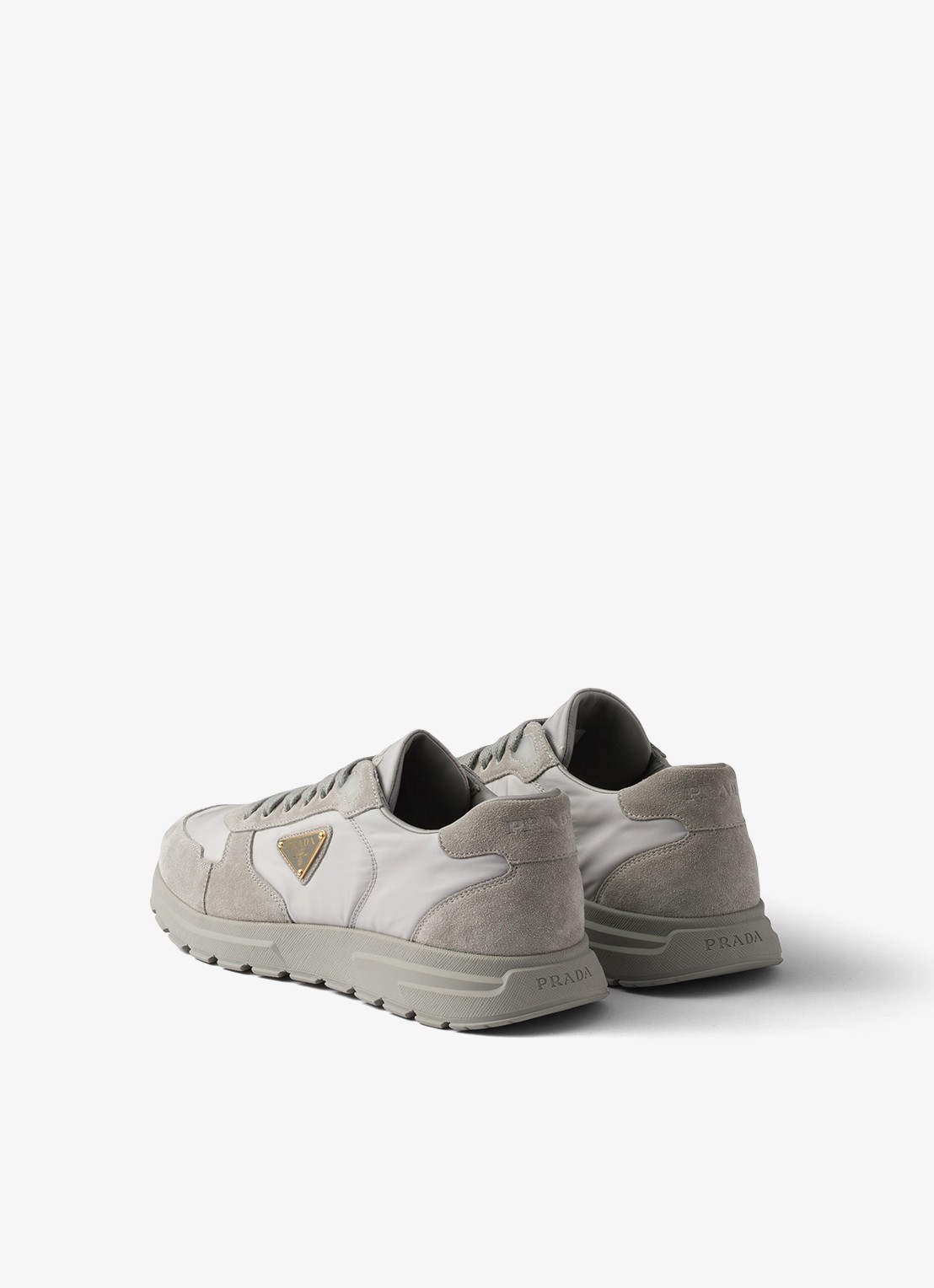 Prada Prax 2.0 Re-Nylon sneaker met suède details - achterkant 5 grijs
