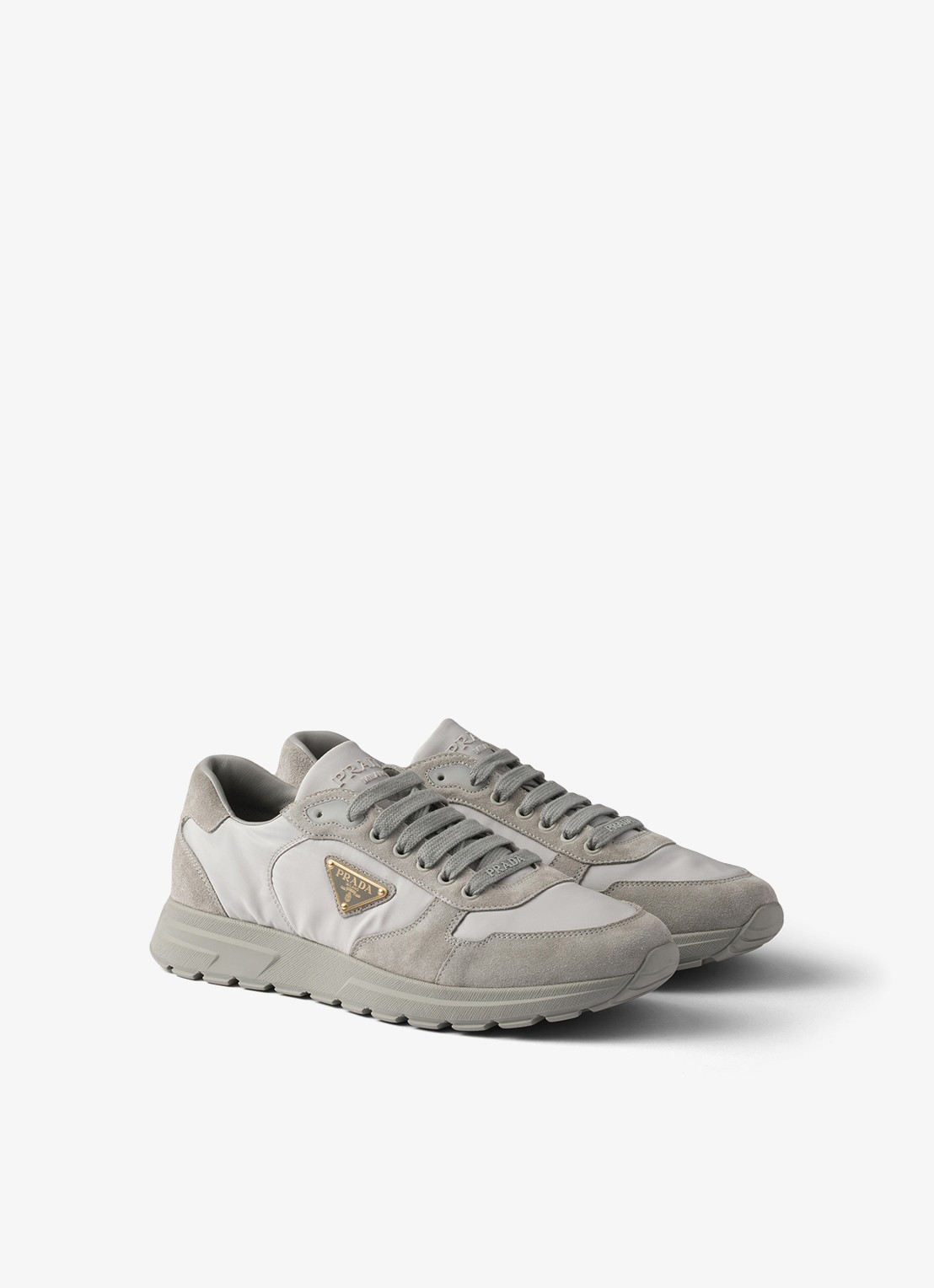 Prada Prax 2.0 Re-Nylon sneaker met suède details - voorkant 4 grijs