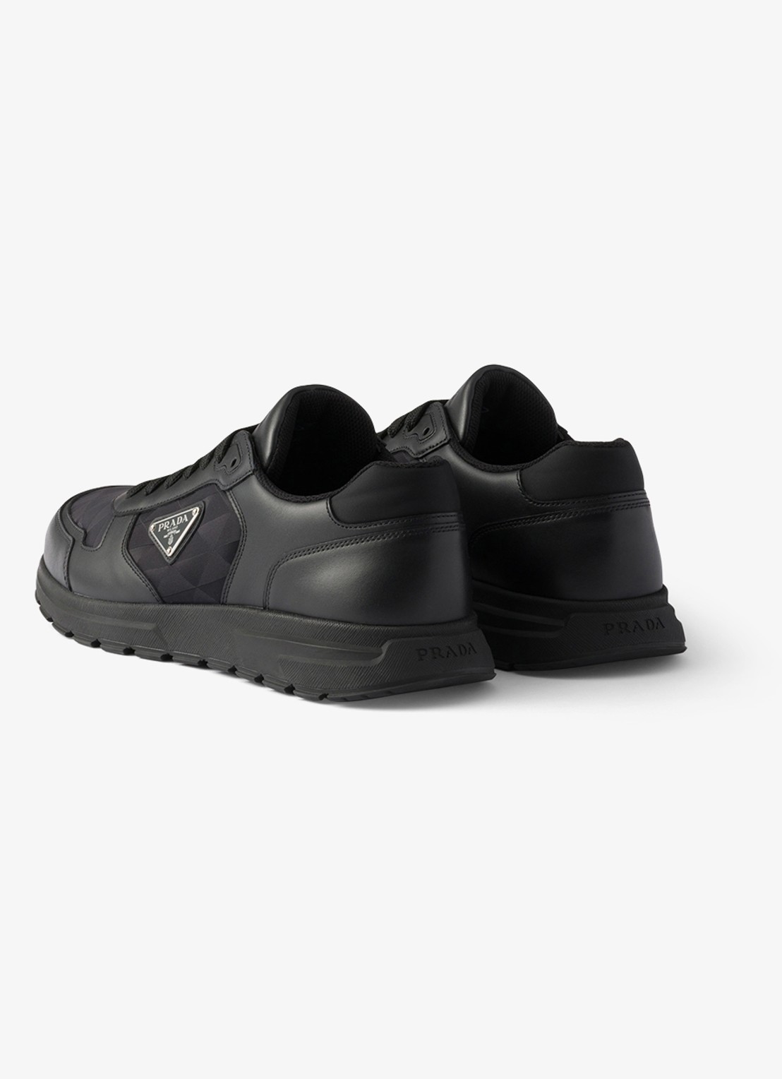 Prada Prax 2.0 Re-Nylon sneaker van kalfsleer - achterkant zwart