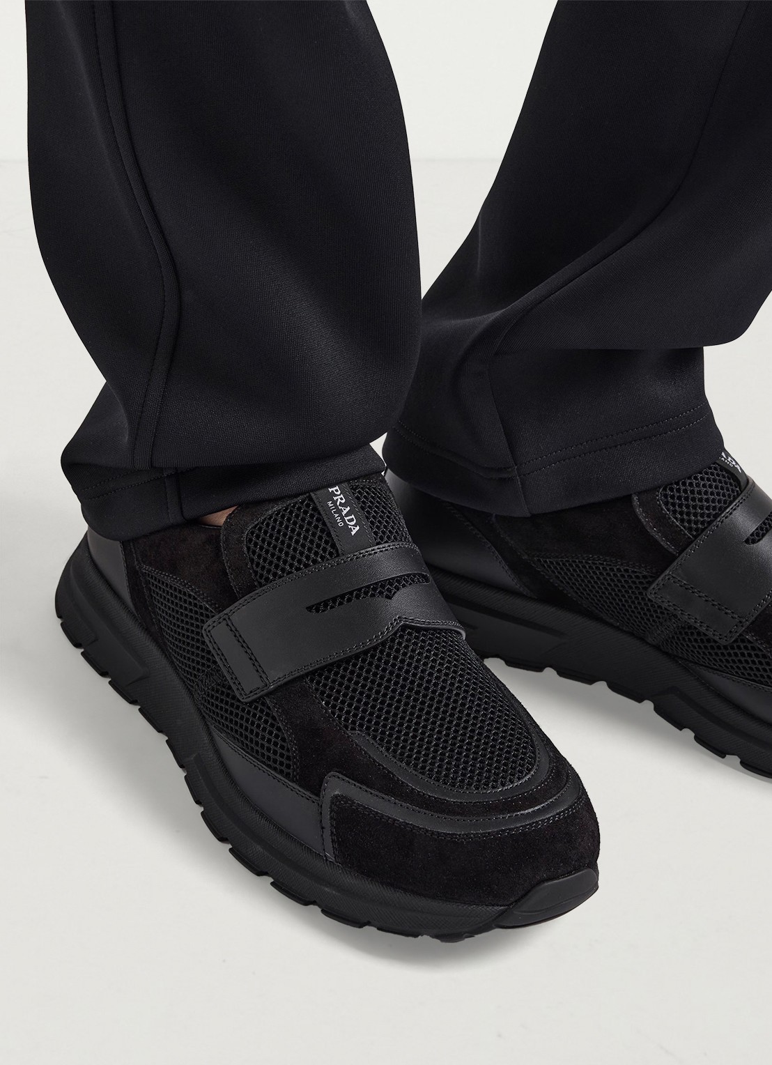Prada Prax loafer van mesh met leren details - detail 7 zwart