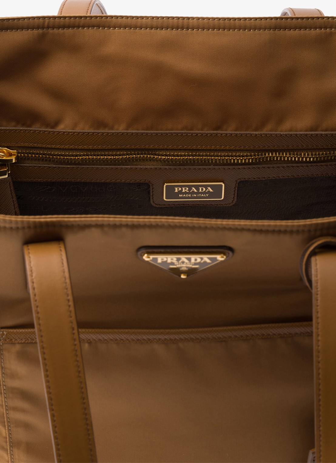 Prada Re-Edition 1978 Re-Nylon Medium shopper met leren details - detail 2 camel
