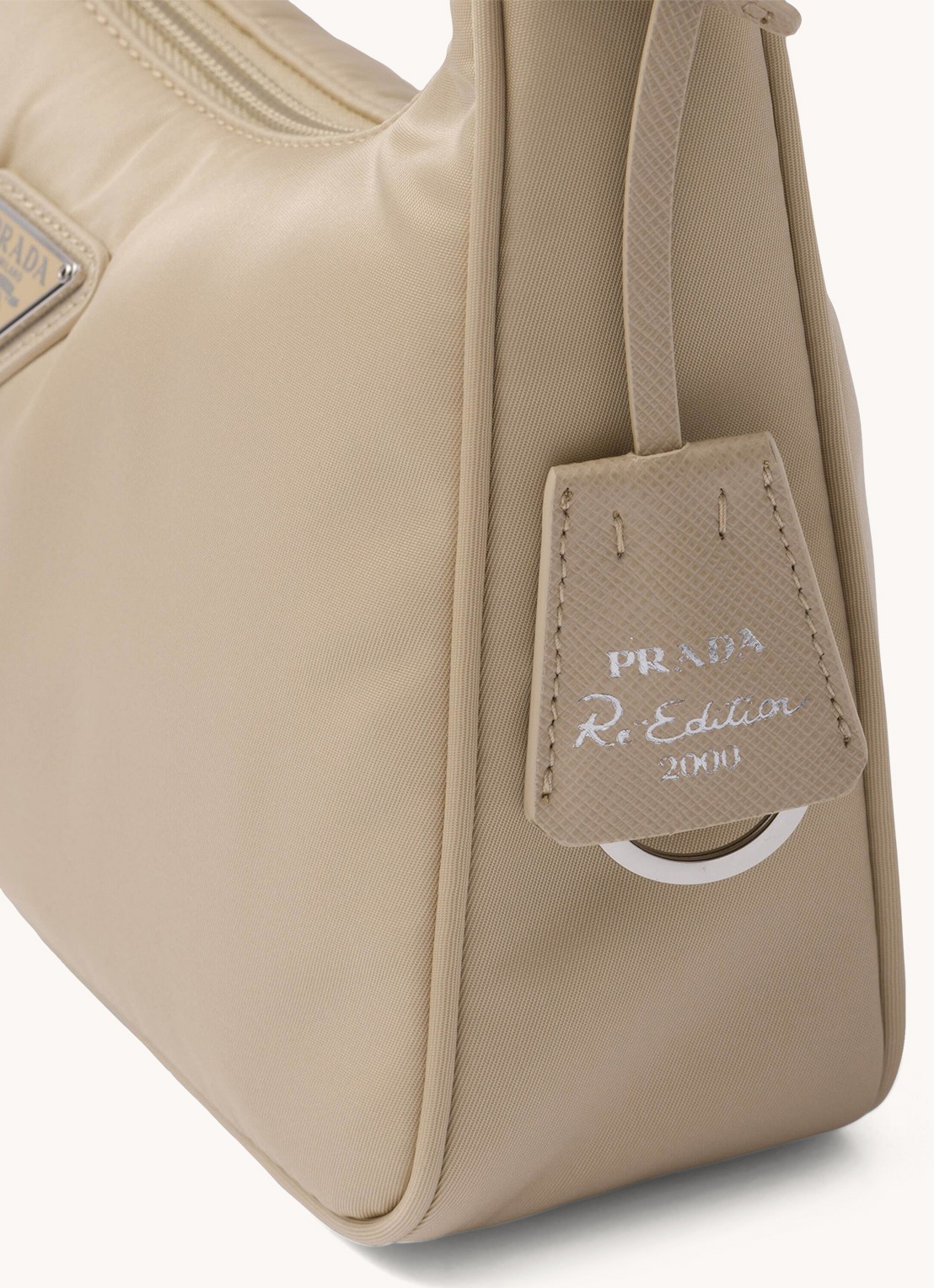 Prada Re-Edition 2000 Re-Nylon Mini schoudertas met logo - detail 5 beige