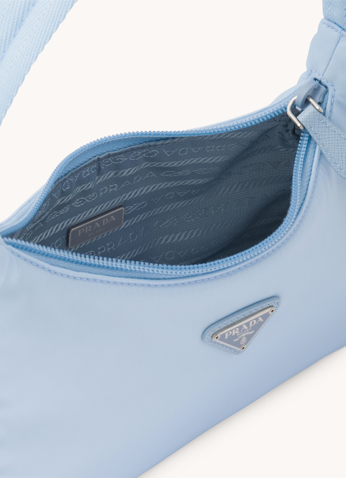 Prada Re-Edition 2000 Re-Nylon Mini schoudertas met logo - detail 2 lichtblauw