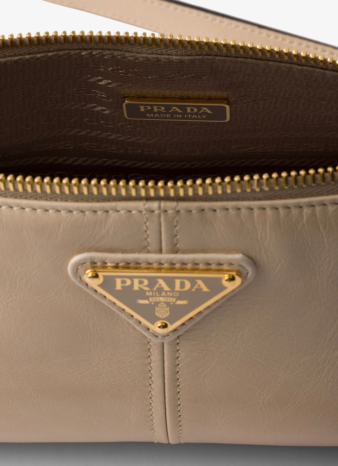 Prada Re-Edition 2002 Medium schoudertas van kalfsleer - detail 3 beige