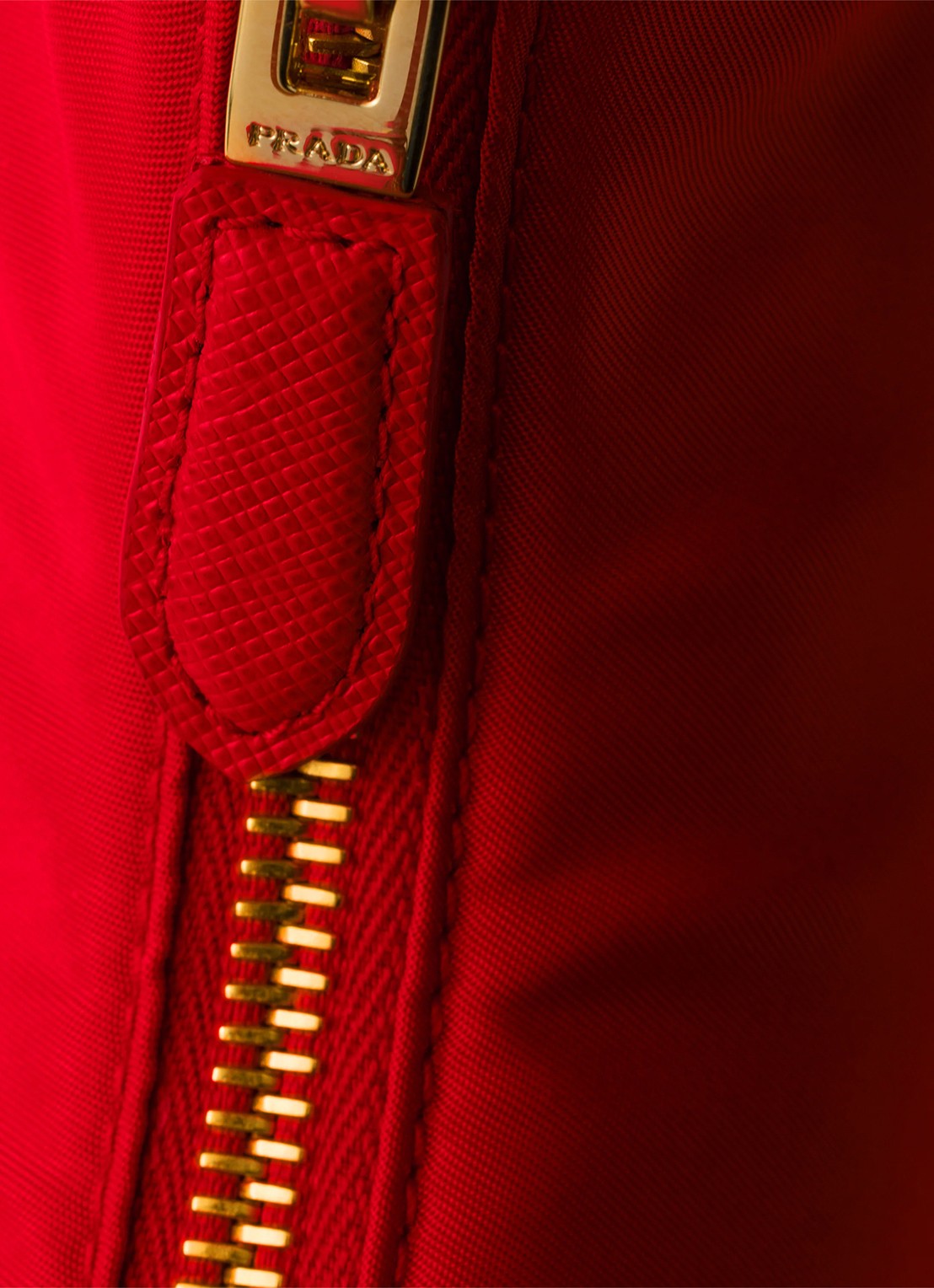 Prada Re-Edition 2005 Re-Nylon Mini schoudertas met leren details - detail 5 rood