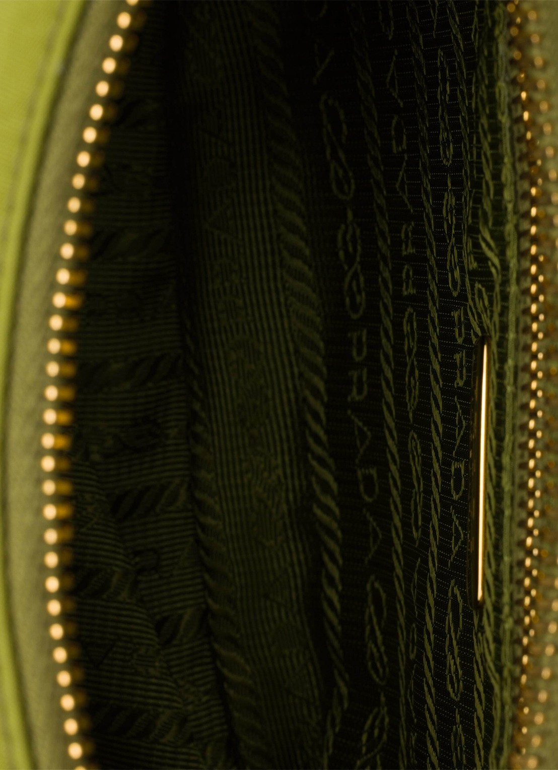 Prada Re-Edition 2005 Re-Nylon Mini schoudertas met leren details - detail 3 groen