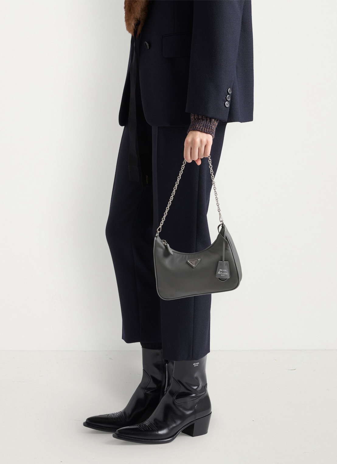 Prada Re-Edition 2005 Re-Nylon schoudertas met leren details - detail 4 grijs