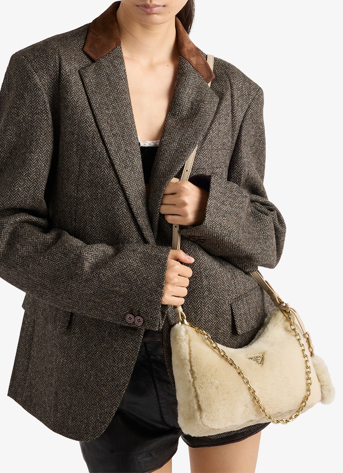 Prada Re-Edition Mini schoudertas van lamsvacht - voorkant 3 beige