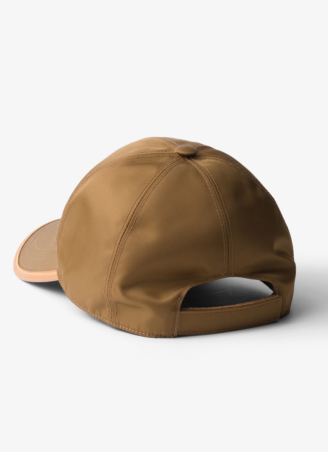 Prada Re-Nylon baseball pet met logo en leren details - achterkant camel
