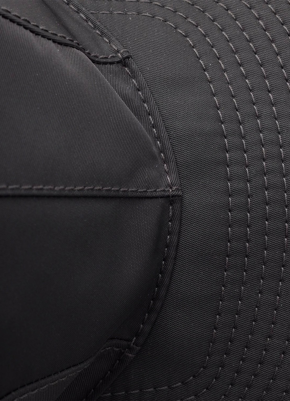 Prada Re-Nylon baseball pet met logo - detail 3 zwart