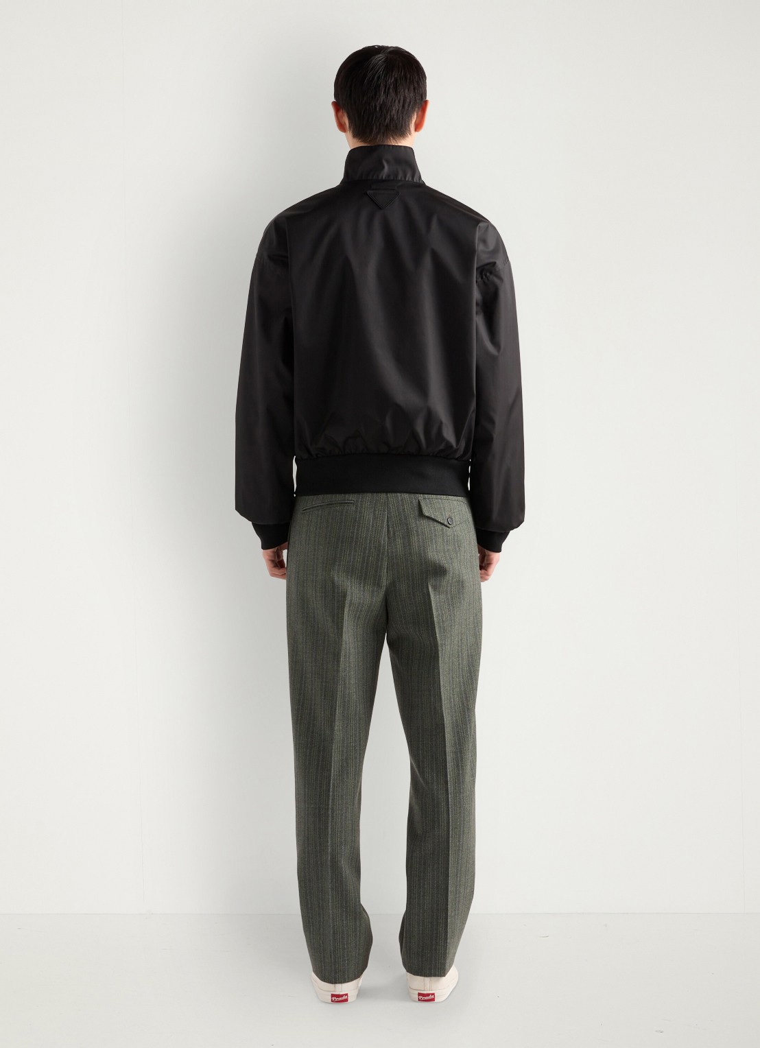 Prada Re-Nylon bomberjack met klepzakken - achterkant 3 zwart