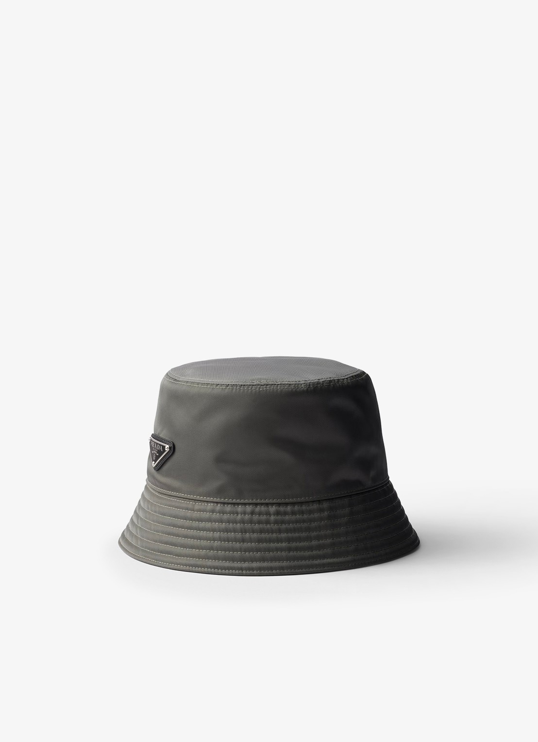 Prada Re-Nylon bucket hoed met logo - voorkant 3 antraciet