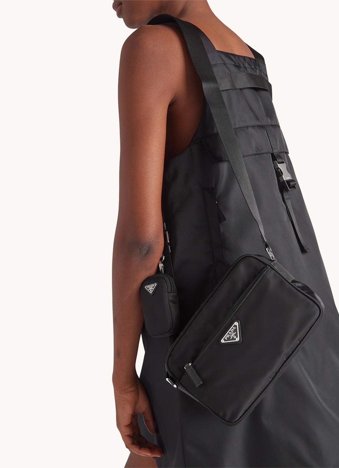 Prada Re-Nylon crossbodytas met logo - voorkant 7 zwart