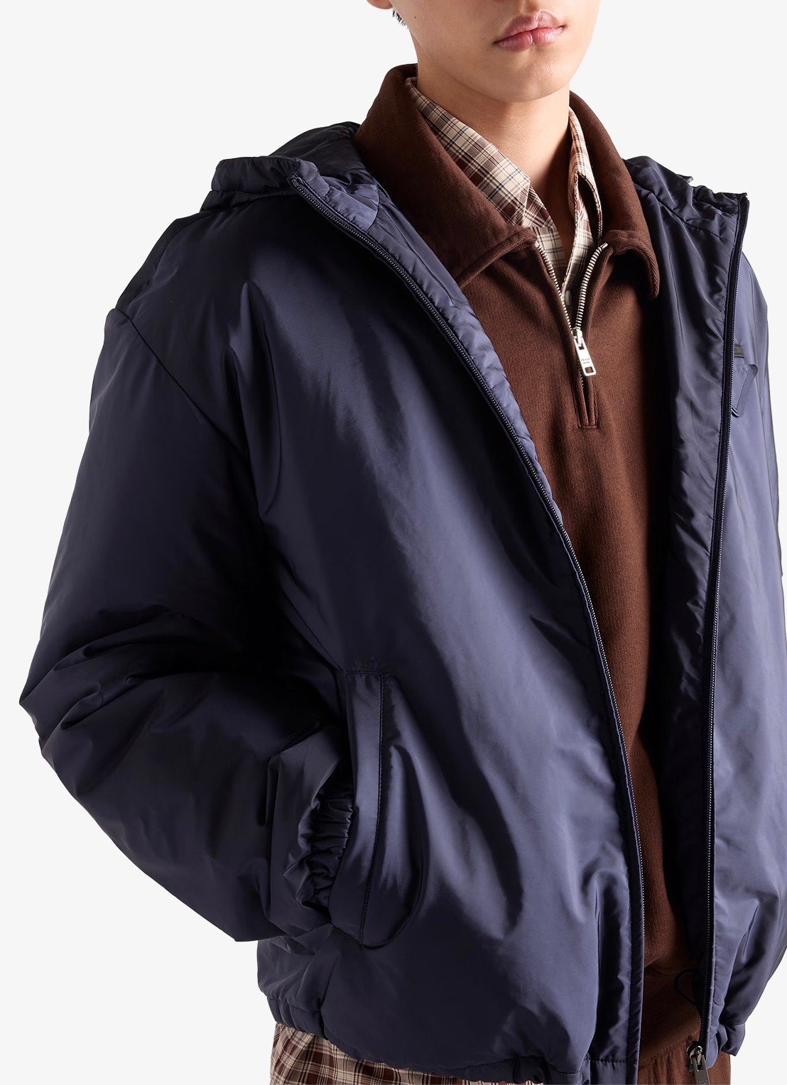 Prada Re-Nylon gewatteerd jack met steekzakken - detail 3 donkerblauw