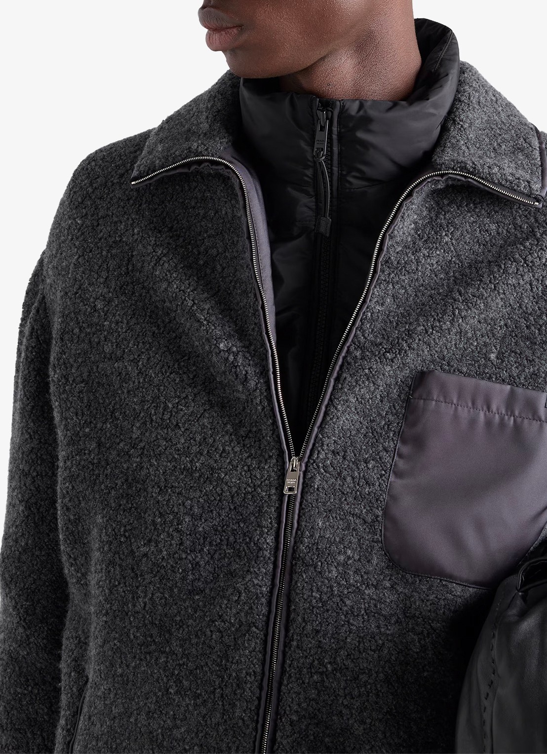 Prada Re-Nylon gewatteerd jack  - detail 2 zwart