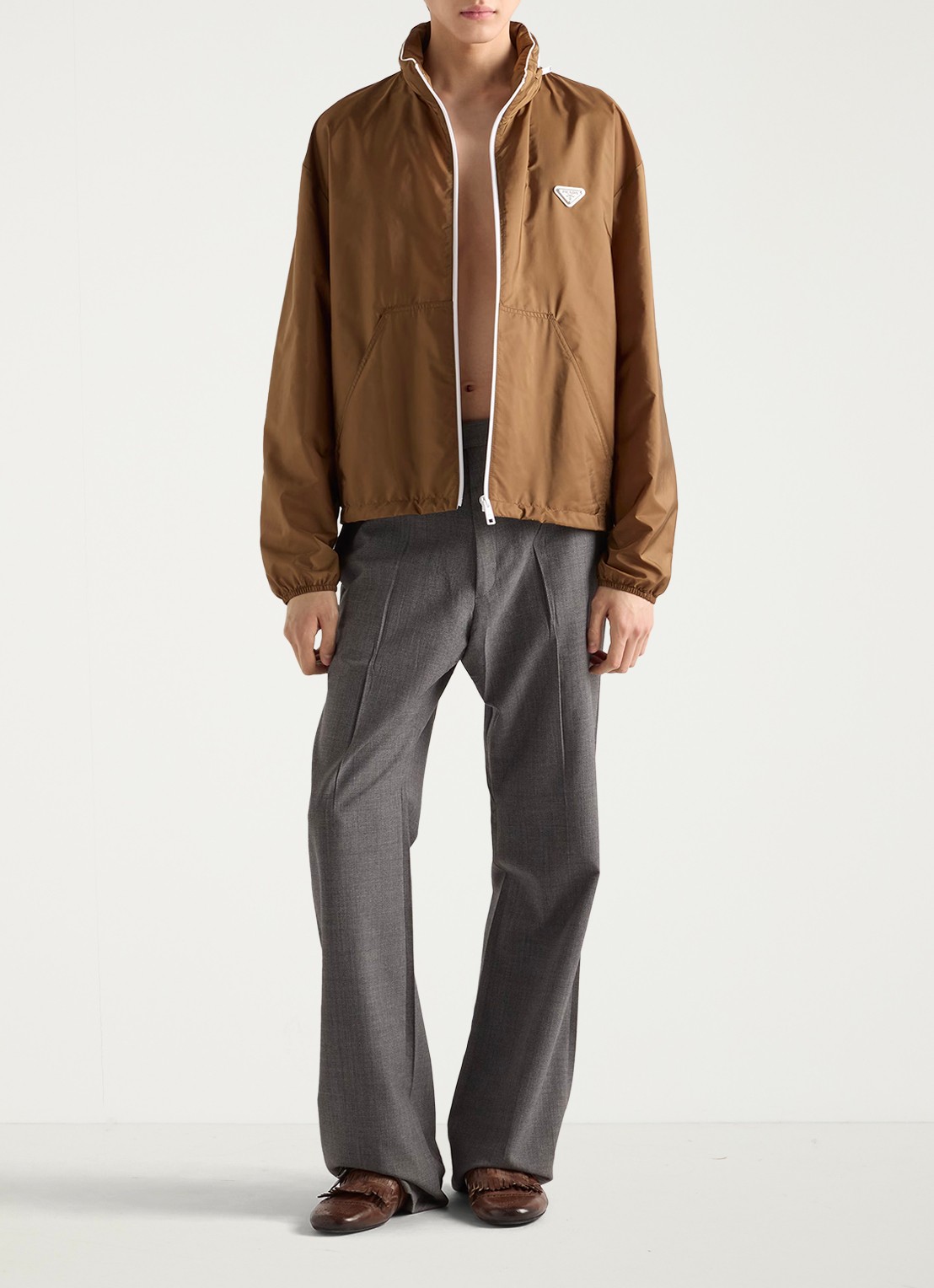 Prada Re-Nylon jack met opbergbare capuchon - voorkant 3 camel