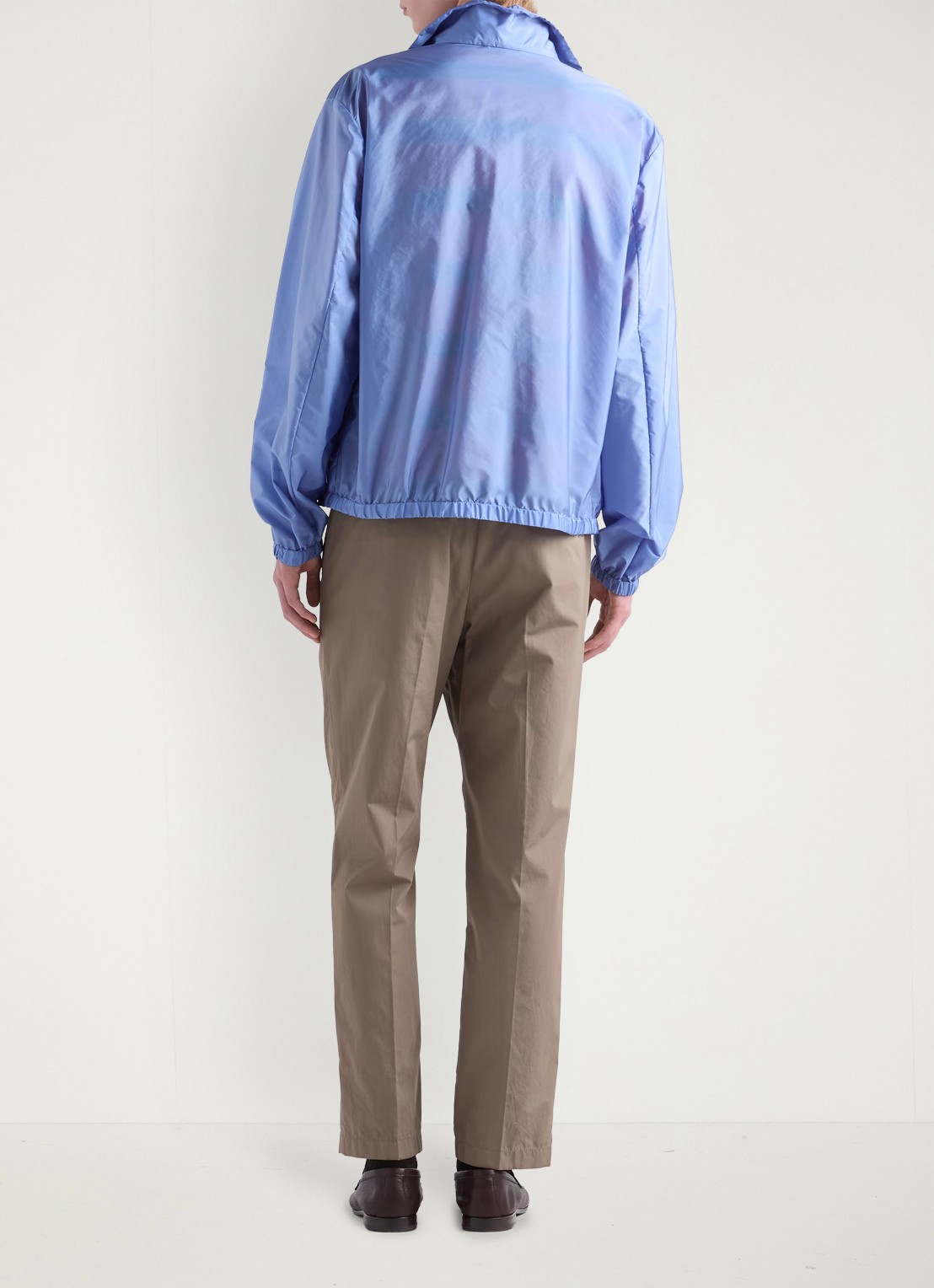 Prada Re-Nylon jack met ritszakken - achterkant 5 lichtblauw