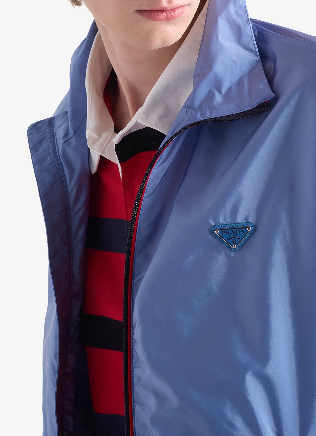 Prada Re-Nylon jack met ritszakken - detail 2 lichtblauw