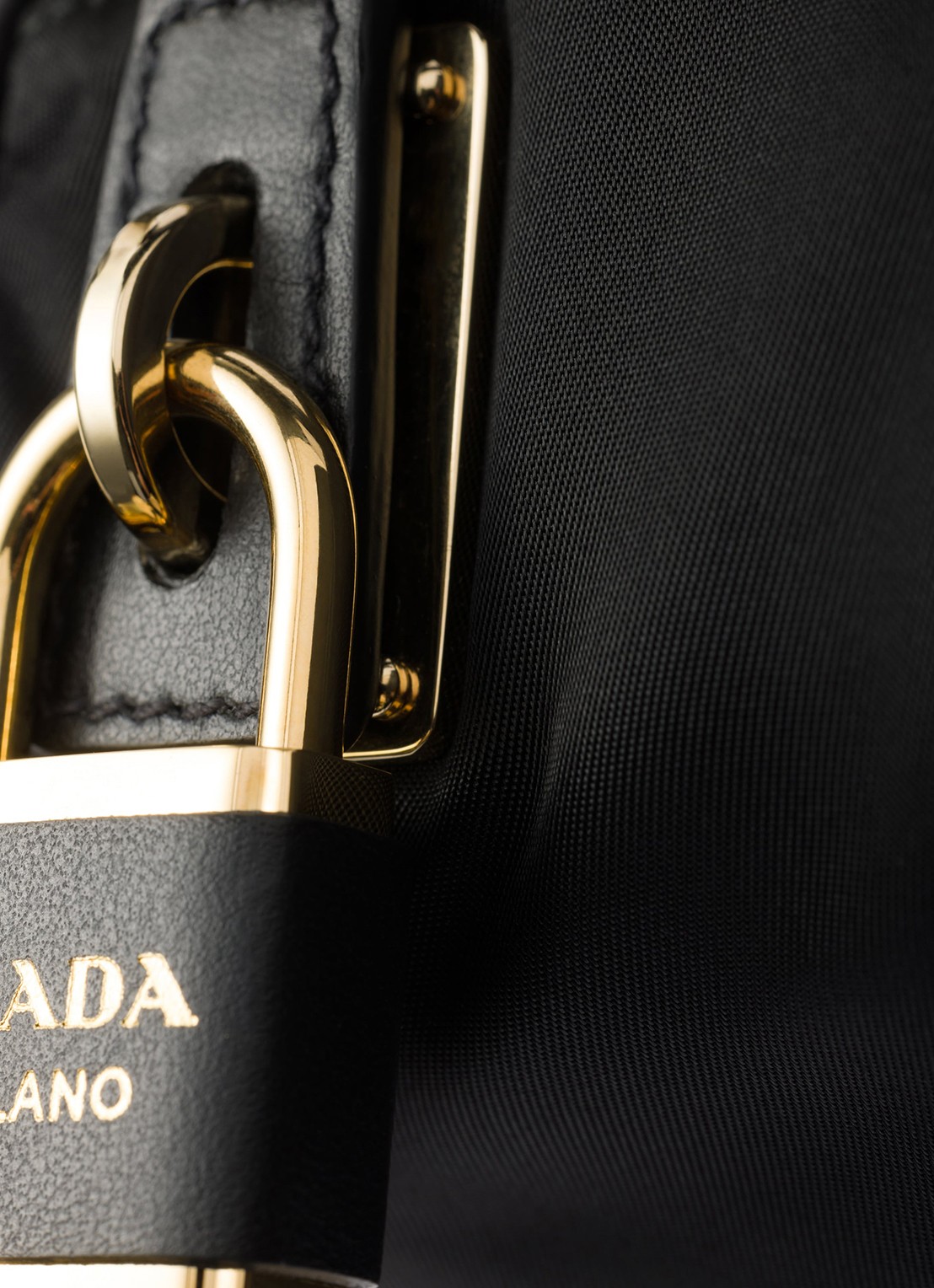 Prada Re-Nylon Medium schoudertas met leren details - detail 5 zwart
