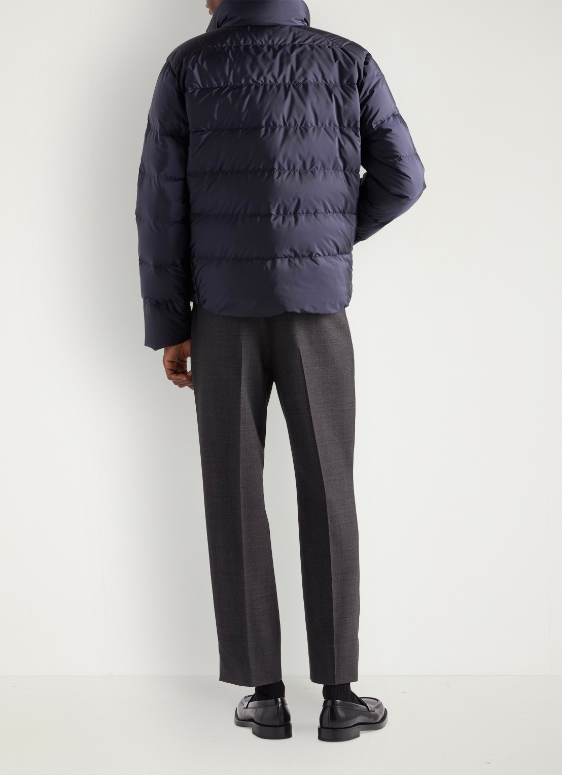Prada Re-Nylon puffer jack met donsvulling - achterkant 3 blauw