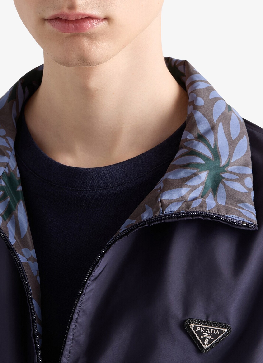 Prada Re-Nylon reversible jack met ritszakken - detail 2 donkerblauw
