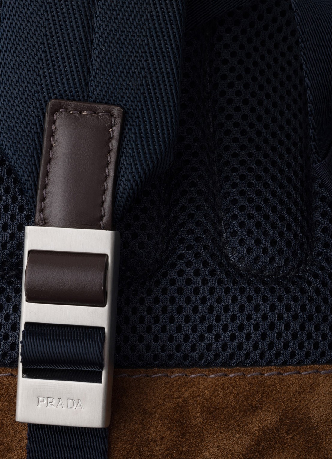 Prada Re-Nylon rugzak met leren details - detail 4 donkerblauw