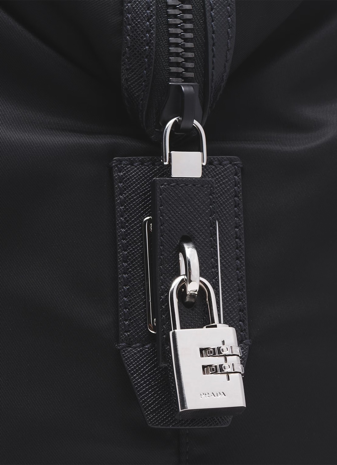 Prada Re-Nylon schoudertas met kalfsleren details - detail 6 zwart
