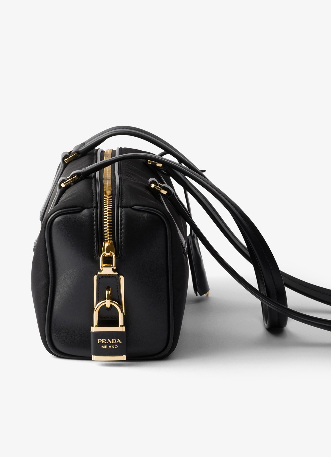 Prada Re-Nylon schoudertas met leren details - detail zwart