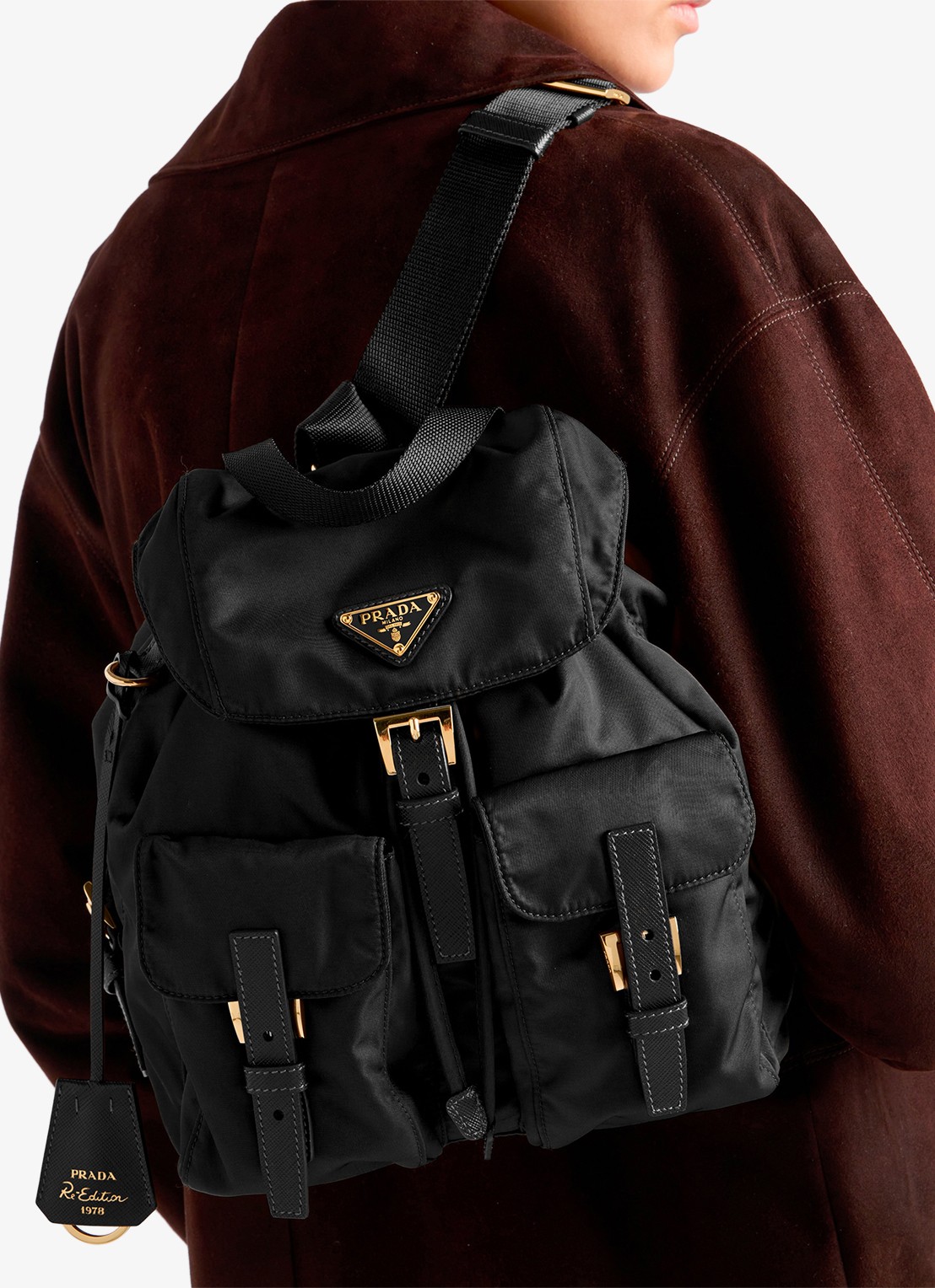 Prada Re-Nylon Small rugzak met logo - voorkant 2 diepzwart
