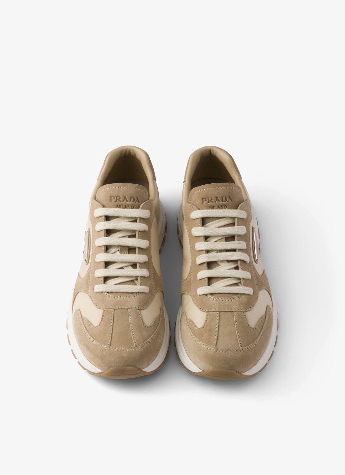 Prada Re-Nylon sneaker met suède details - detail 5 beige